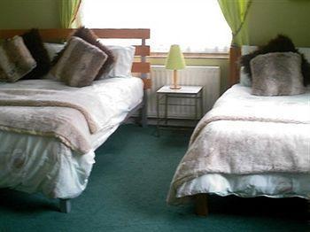 Linchens Bed And Breakfast Felbridge Ngoại thất bức ảnh